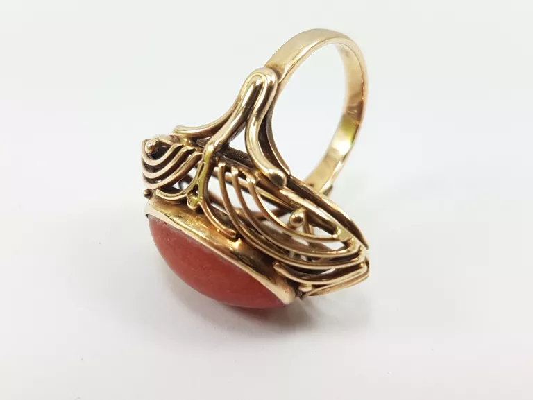 piekny-zloty-pierscionek-z-koralem-585-836g-r11-material-zloto