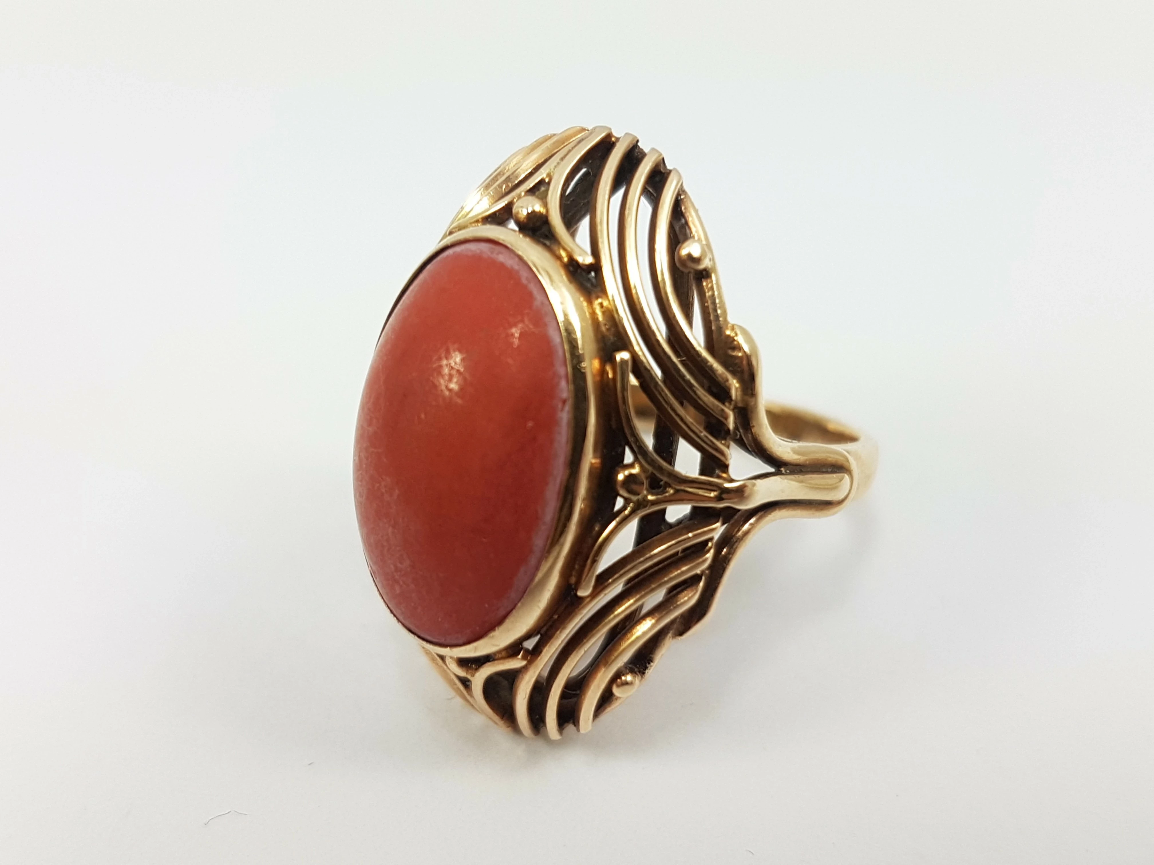 piekny-zloty-pierscionek-z-koralem-585-836g-r11-stan-uzywany