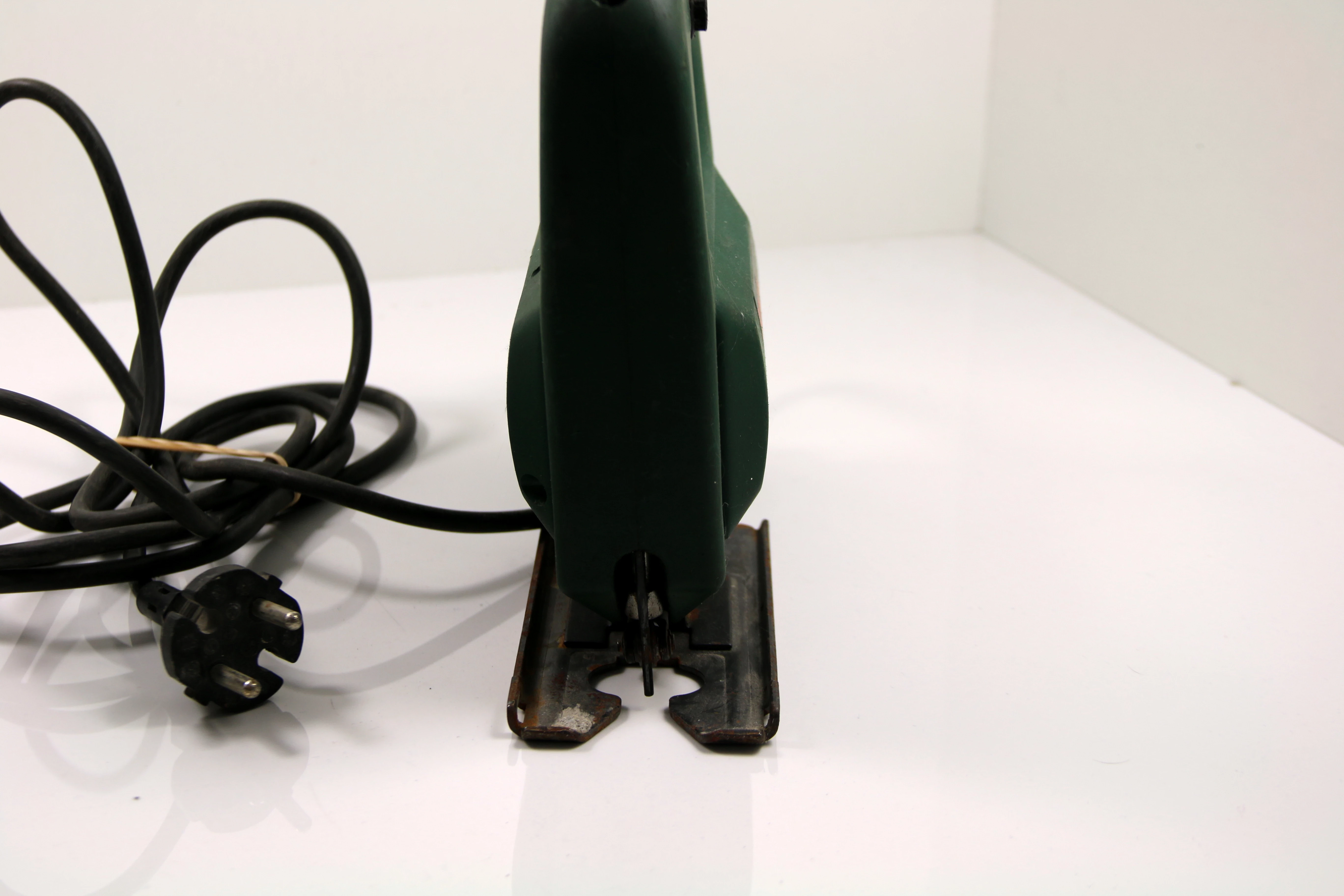 wyrzynarka-bosch-pst-53-ae-rodzaj-silnika-silnik-szczotkowy