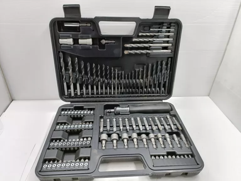 zestaw-kluczy-no-name-walizka-zielony-rynek-18-sj-wloclawek