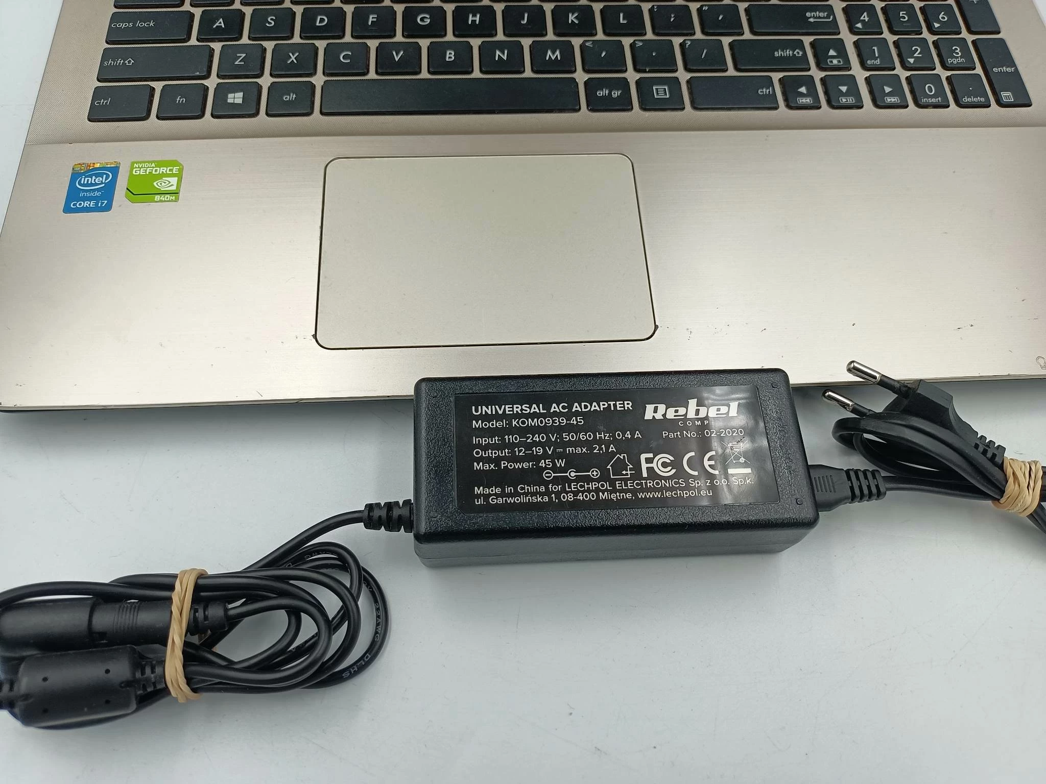 laptop-asus-f555l-pojemnosc-dysku-0