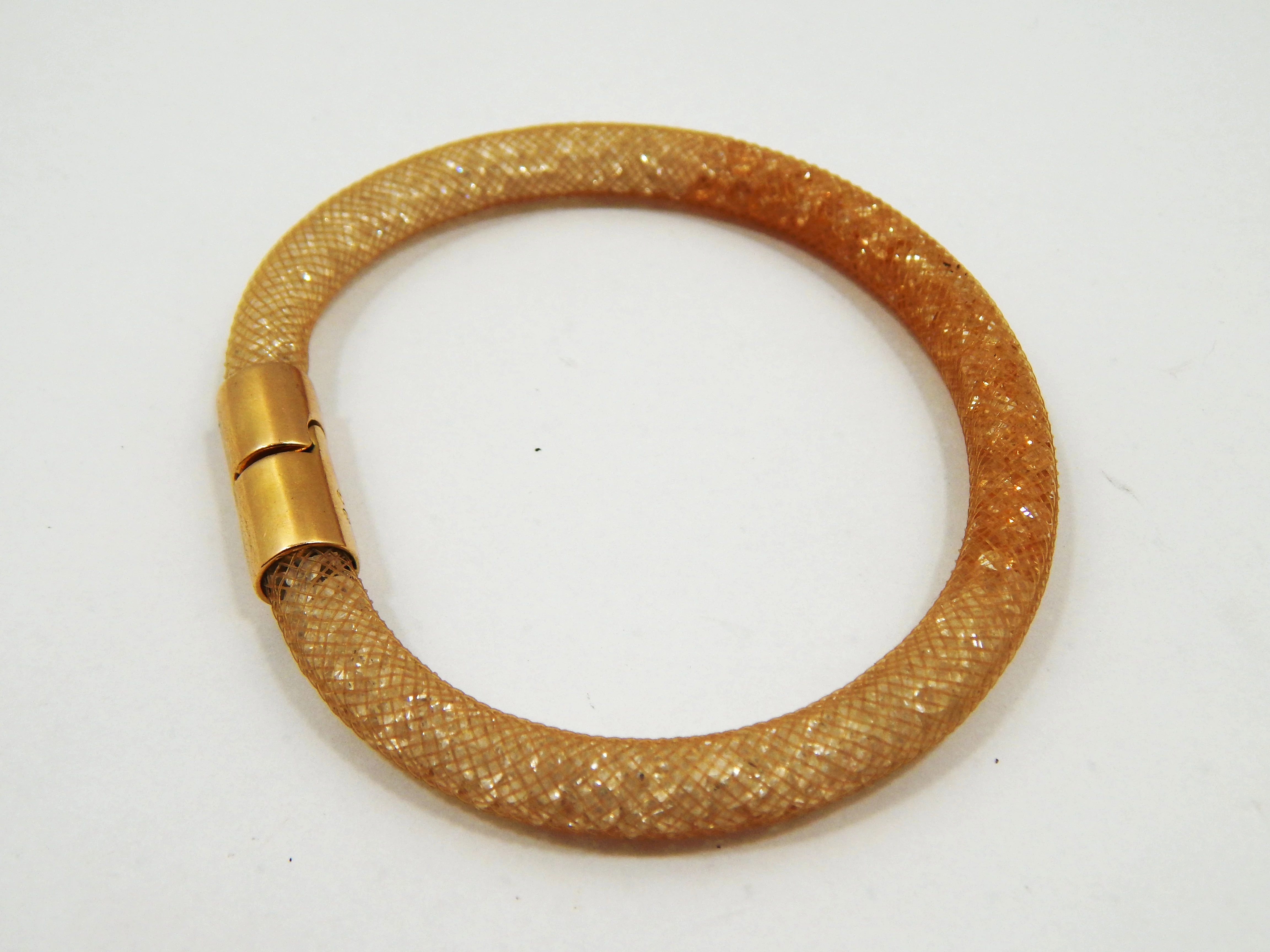 bransoletka-swarovski-chrusciela-17-warszawa-dz-matuszewicz-spj