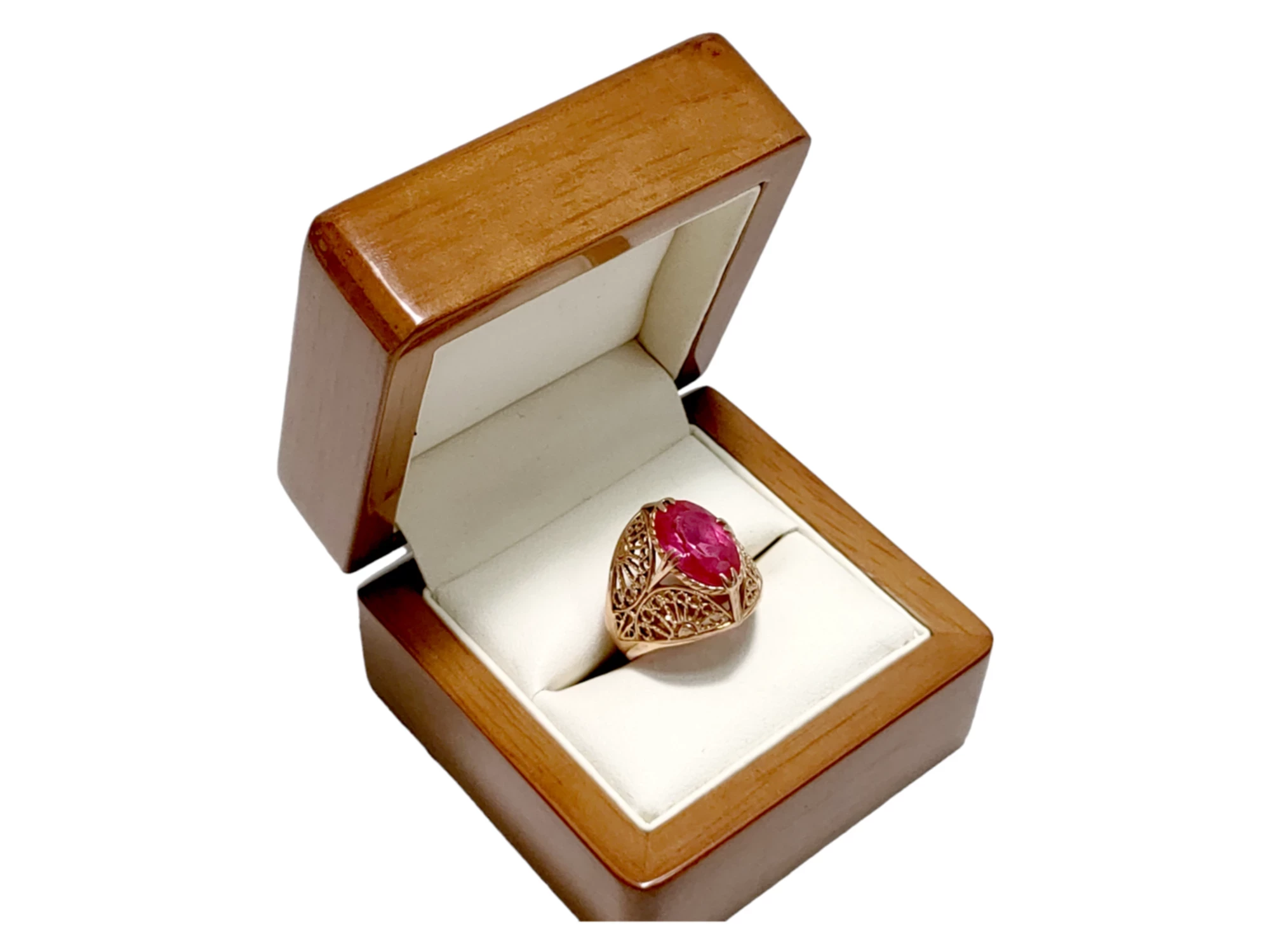 zloty-pierscionek-z-rubinem-424g-585-r16-stan-uzywany