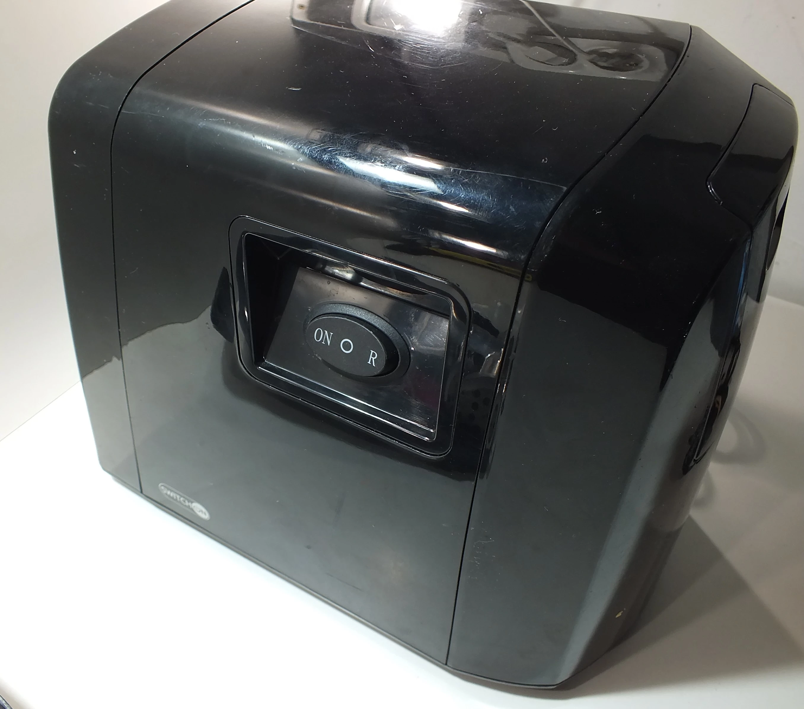 maszynka-do-mielenia-miesa-switch-on-mga0202-600w-ean-gtin-4337185412196