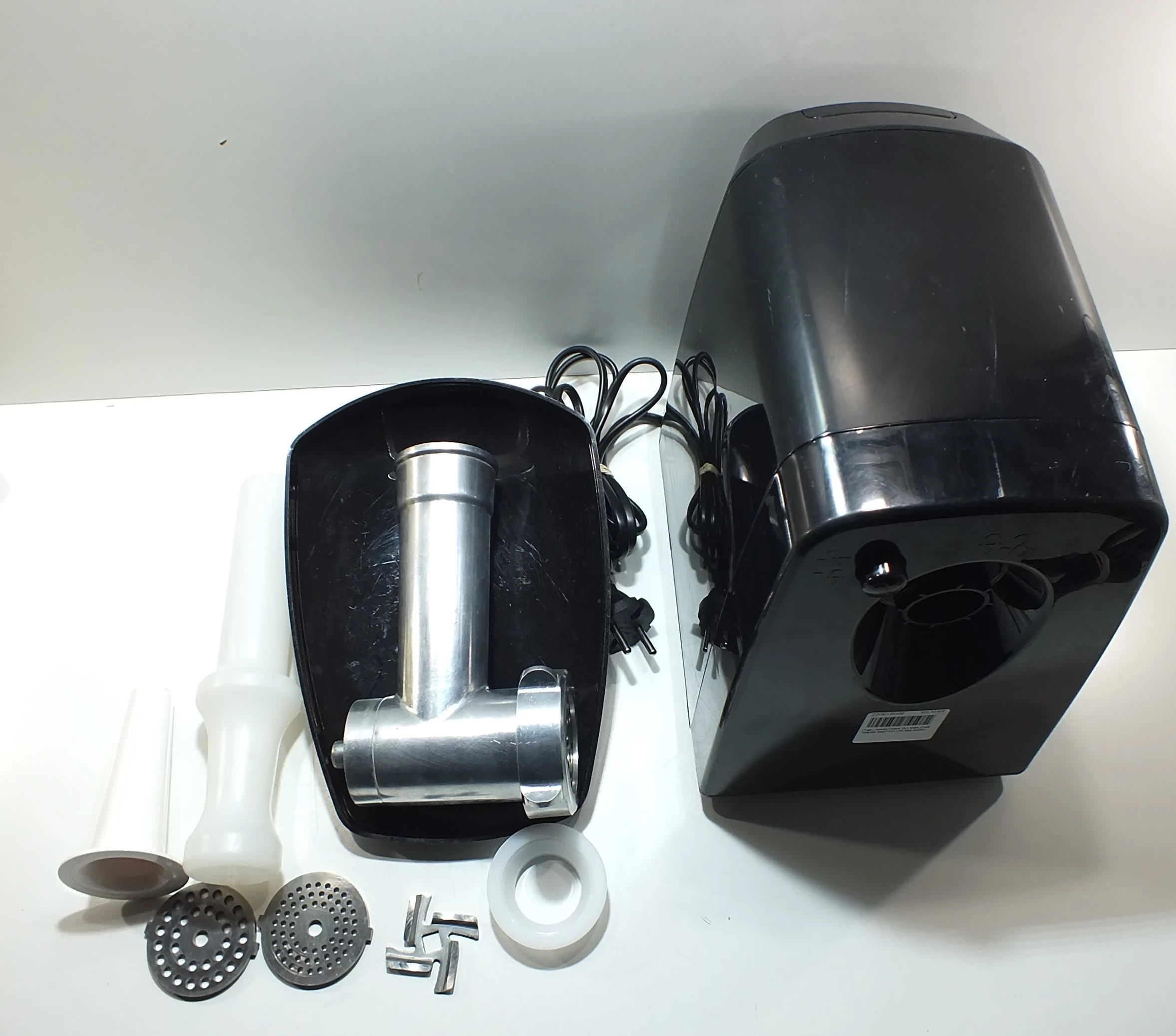 maszynka-do-mielenia-miesa-switch-on-mga0202-600w-stan-uzywany