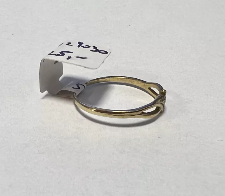 ZŁOTY PIERŚCIONEK 585 0,84G