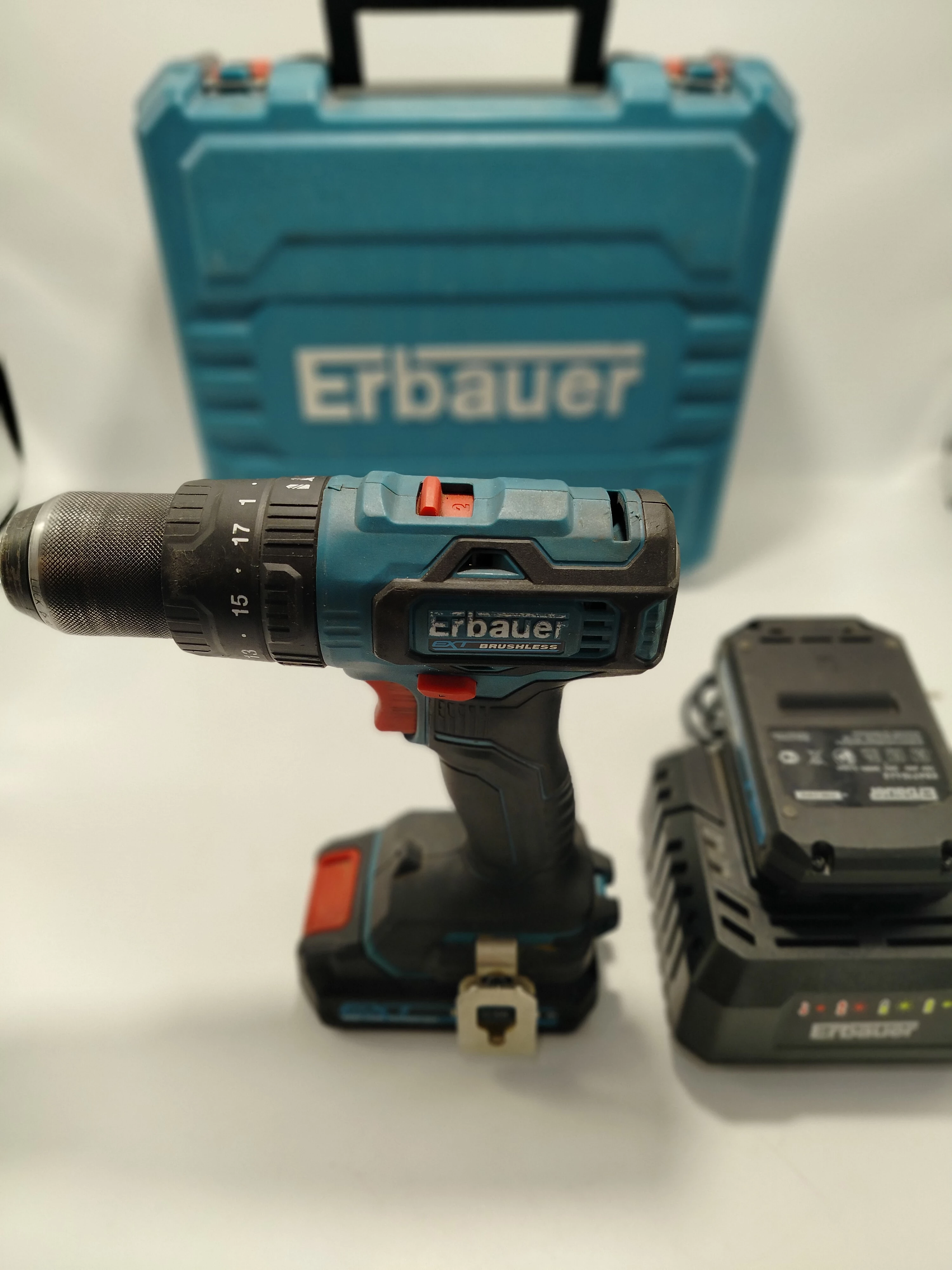 wiertarko-wkretarka-erbauer-ecd18-li-2-18v-rodzaj-silnika-silnik-bezszczotkowy