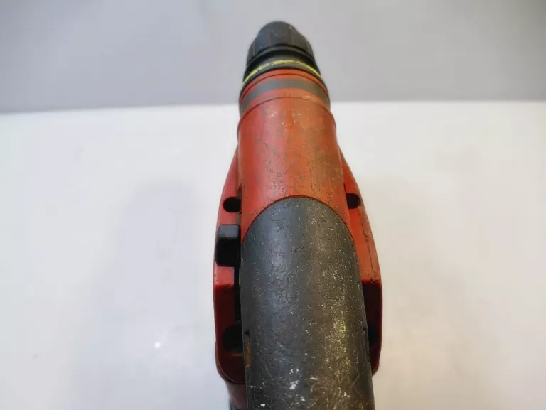 MŁOTOWIERTARKA HILTI TE 15 650W