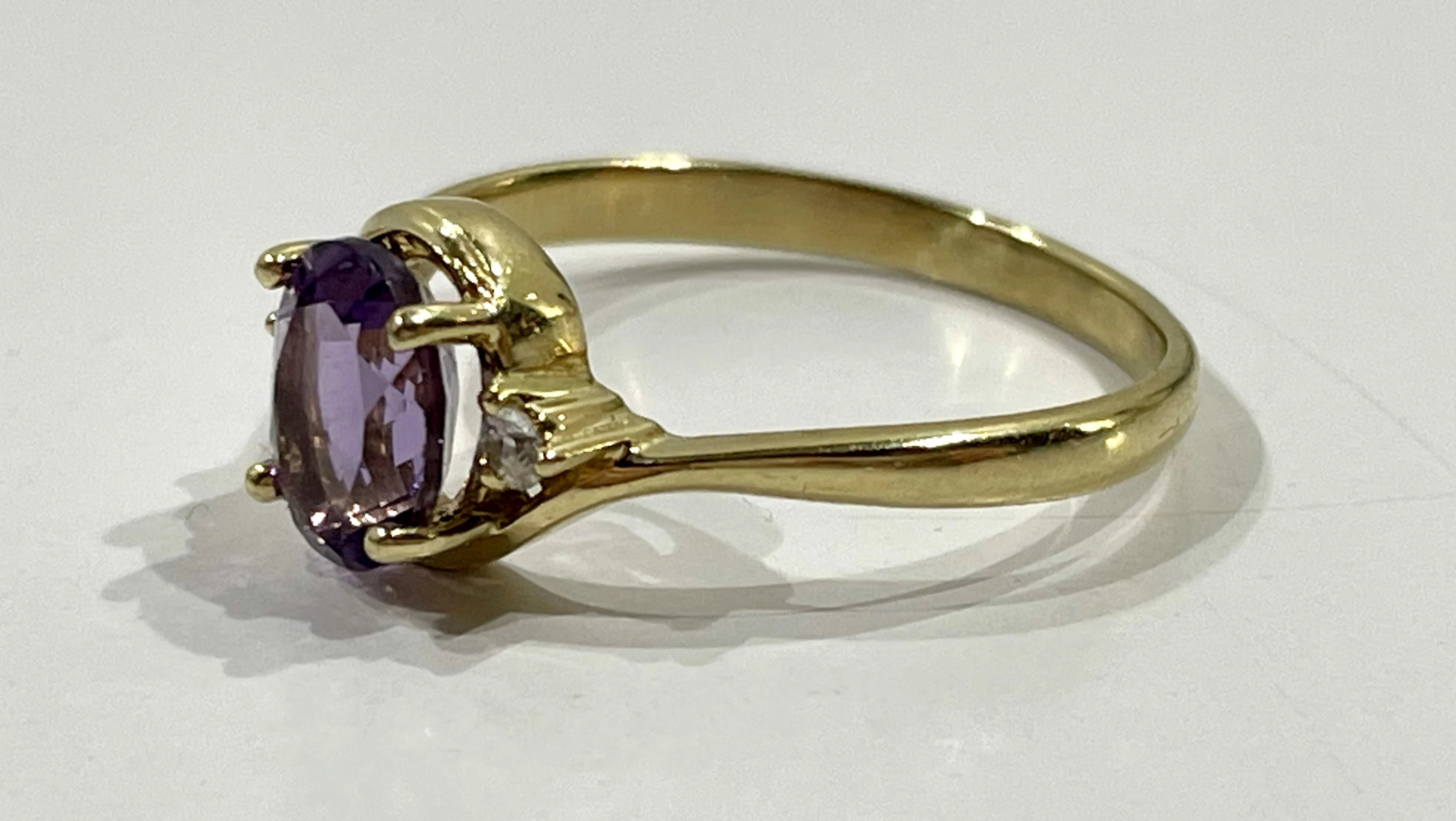 zloty-pierscionek-fioletowe-cyrkonie-302-585-r19-kamien-17088-128