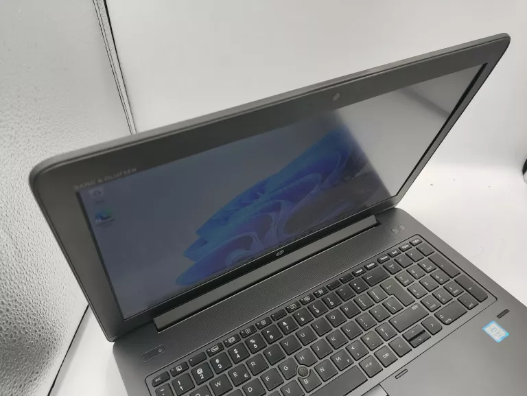 LAPTOP HP ZBOOK 15 G3 SUPER STAN