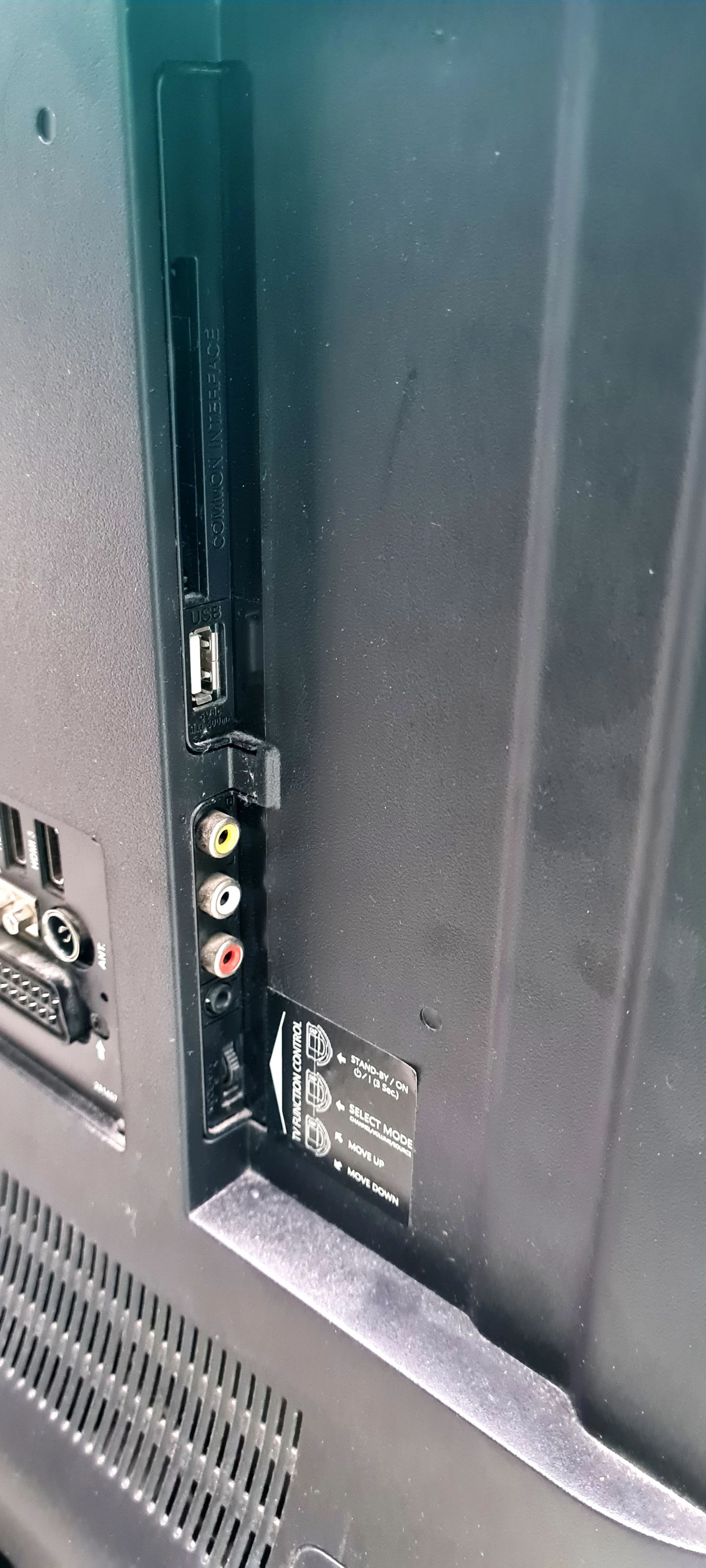 telewizor-32-hitachi-32hb1t65-pilot-smart-tv-android-tv