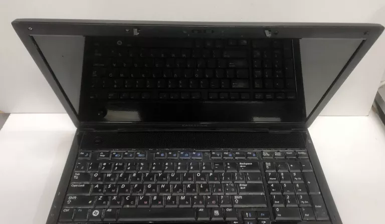 LAPTOP SAMSUNG R710 OPIS!