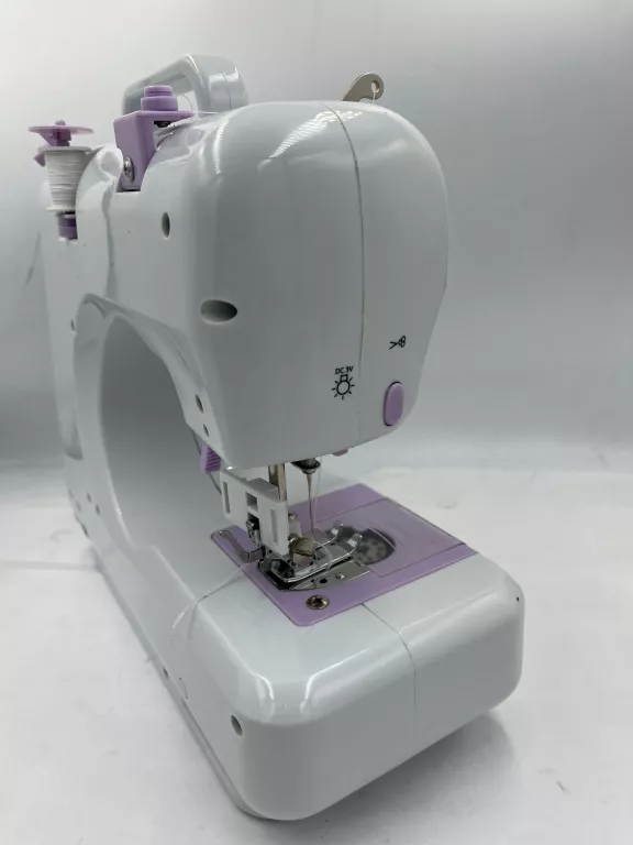 MASZYNA DO SZYCIA ŁUCZNIK MINI MODEL 505 KOMPLET