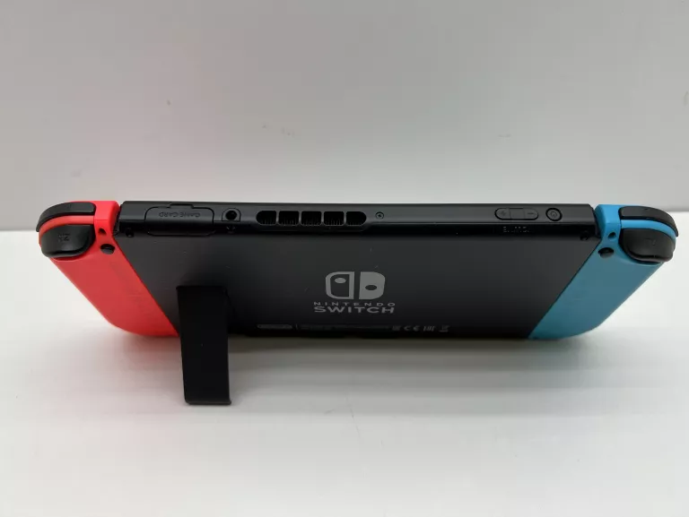konsola-nintendo-switch-kolor-wielokolorowy