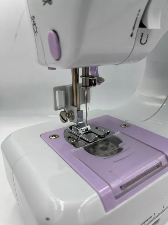 MASZYNA DO SZYCIA ŁUCZNIK MINI MODEL 505 KOMPLET