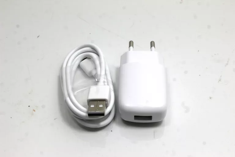ŁADOWARKA USB-C KOSTKA + KABEL