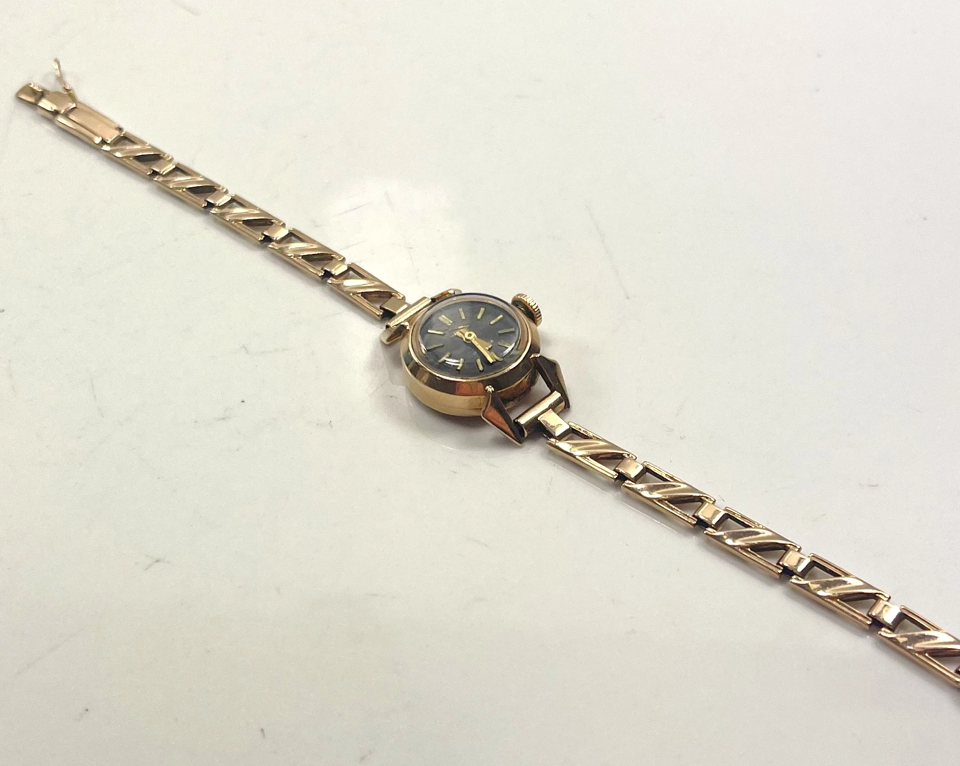 damski-zloty-zegarek-czajka-585-1622g-18cm-stan-uzywany