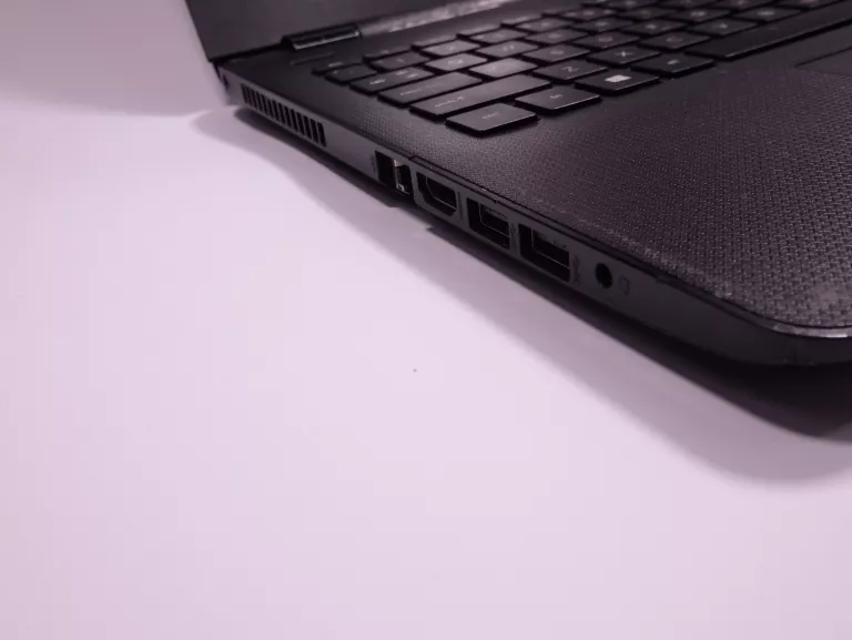 LAPTOP HP 15-RE073 ŁADOWARKA