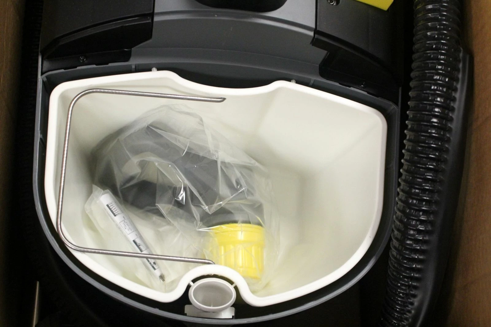 ideal-odkurzacz-pioracy-karcher-puzzi-101-zestaw-kod-producenta-3