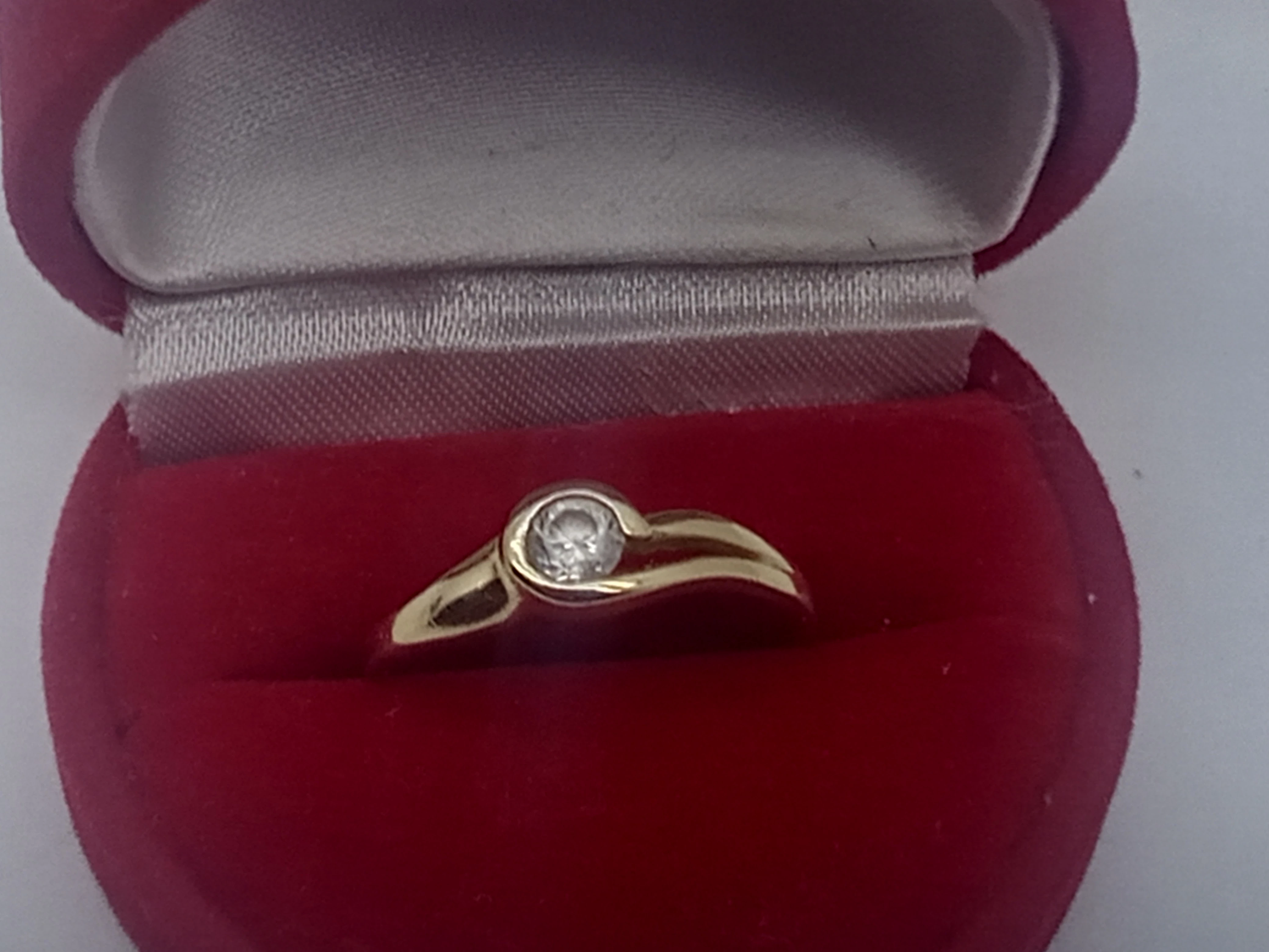 sliczny-zloty-pierscionek-195gpr585r17-ean-gtin-5905868206210