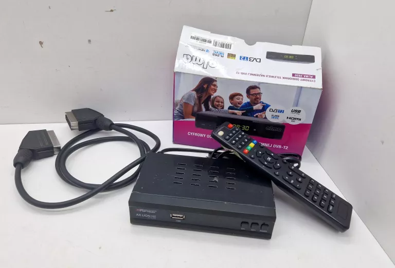 DEKODER DVB-T2 OPTICUM AX LION NS + PILOT+KABEL