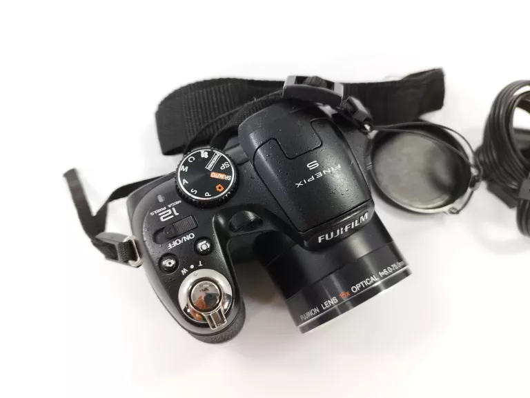 aparat-fujifilm-finepix-s1730-stabilizacja-cyfrowa