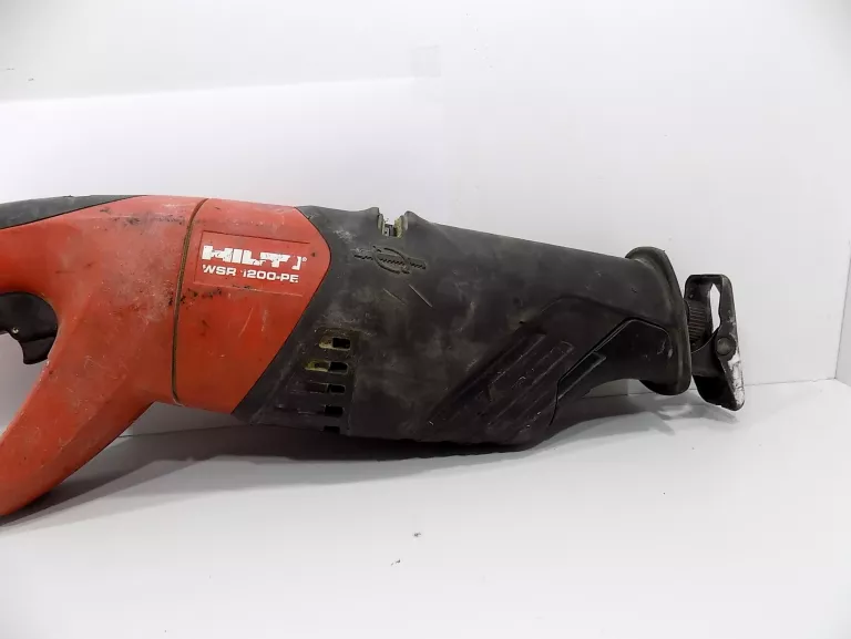 PILA SZABLISTA HILTI WSR 1200 PE ZESTAW LISI OGON