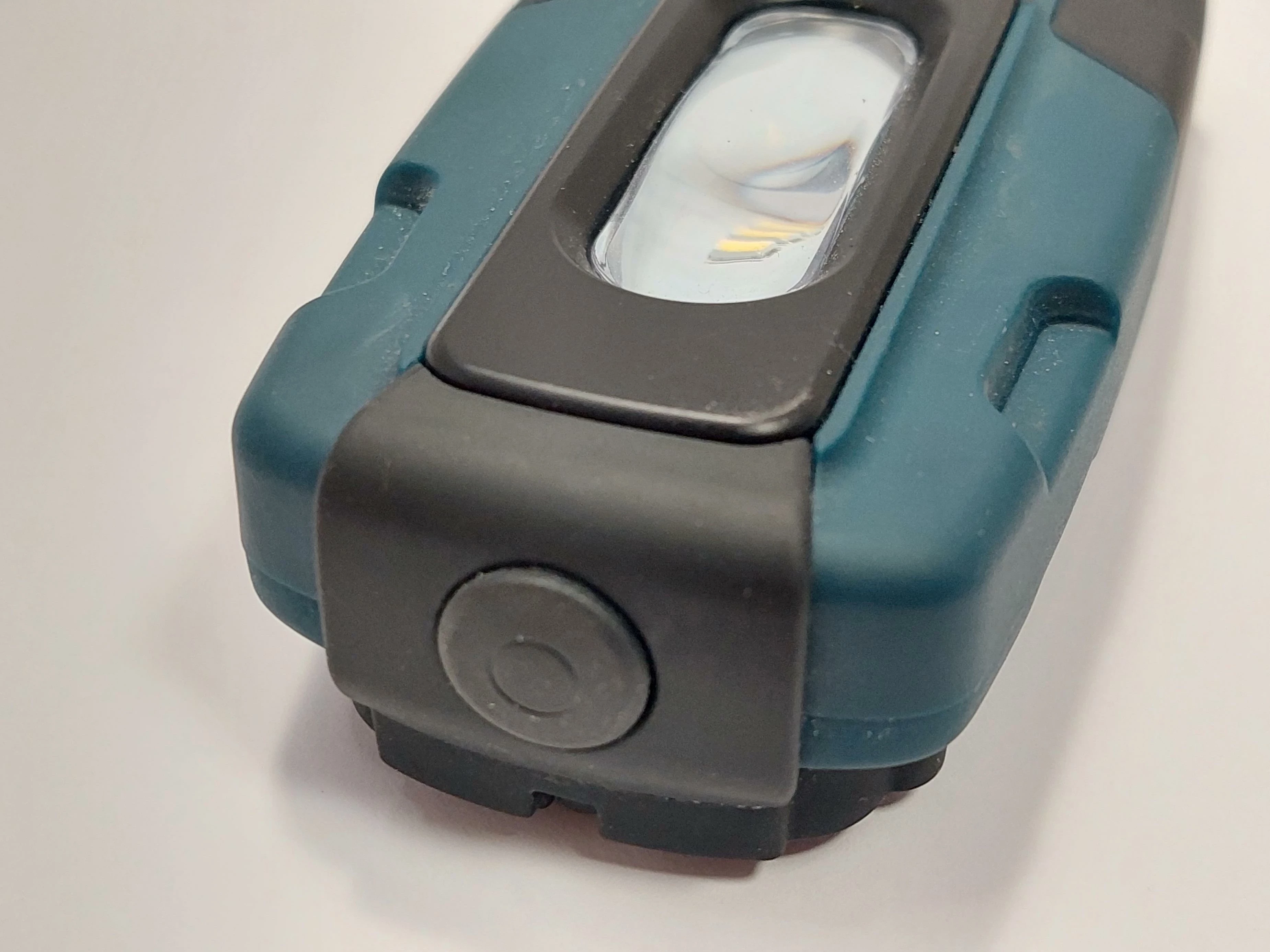 latarka-warsztatowa-usb-philips-ecopro-20-marka-philips