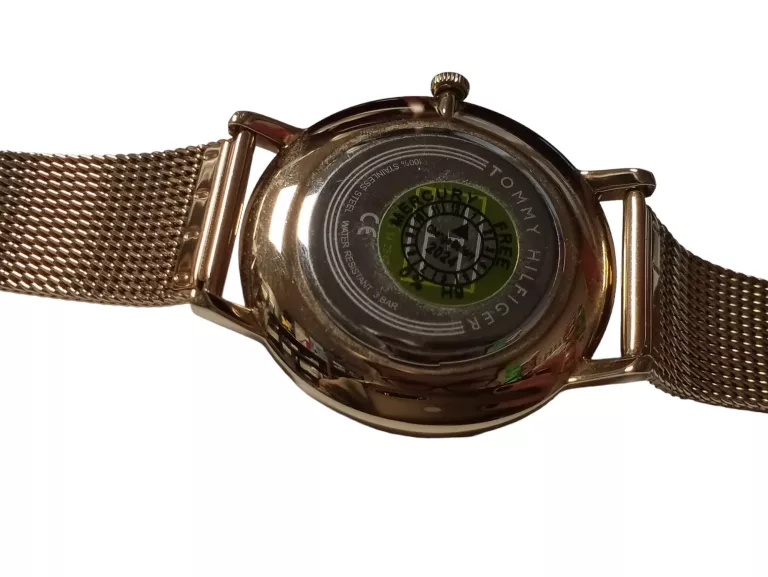 zegarek-damski-tommy-hilfiger-zloty-mechanizm-kwarcowy