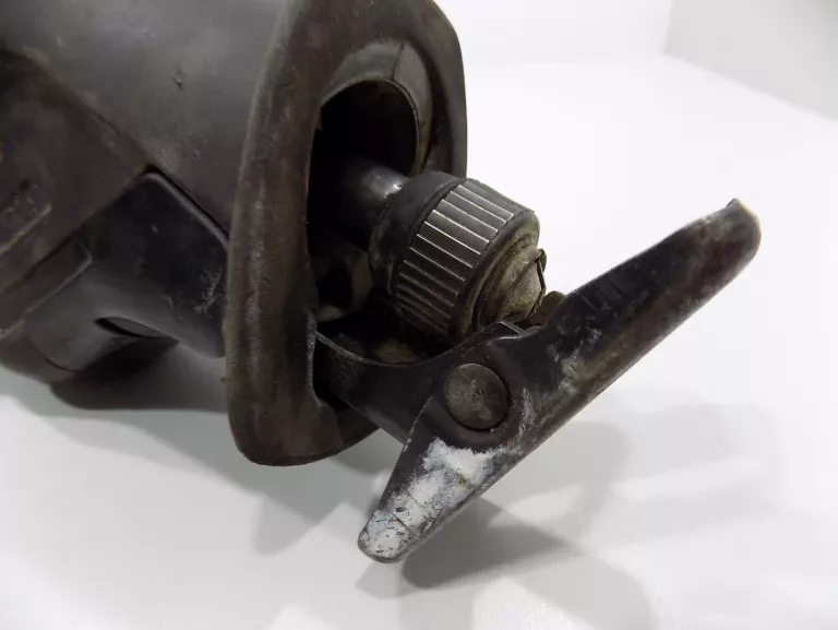 pila-szablista-hilti-wsr-1200-pe-zestaw-lisi-ogon-product-id-8540bf14-565d-4128-abef-51c54f12b756