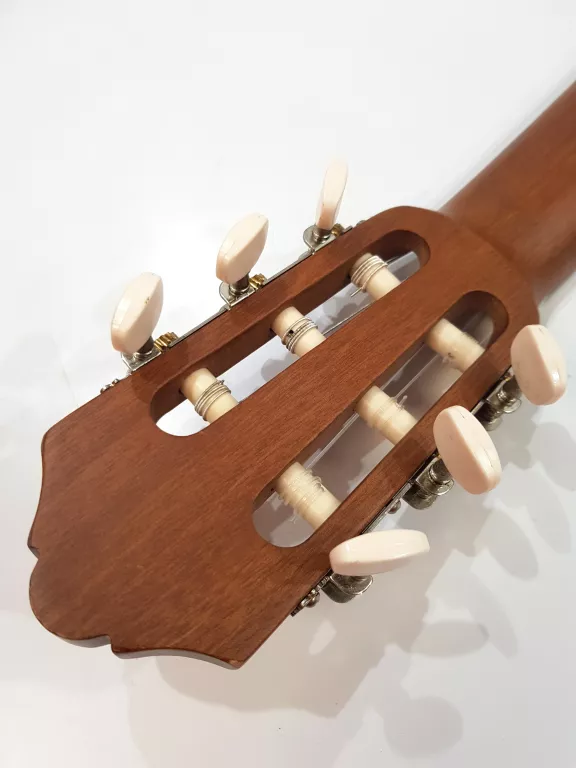 GITARA AKUSTYCZNA YAMAHA C30M