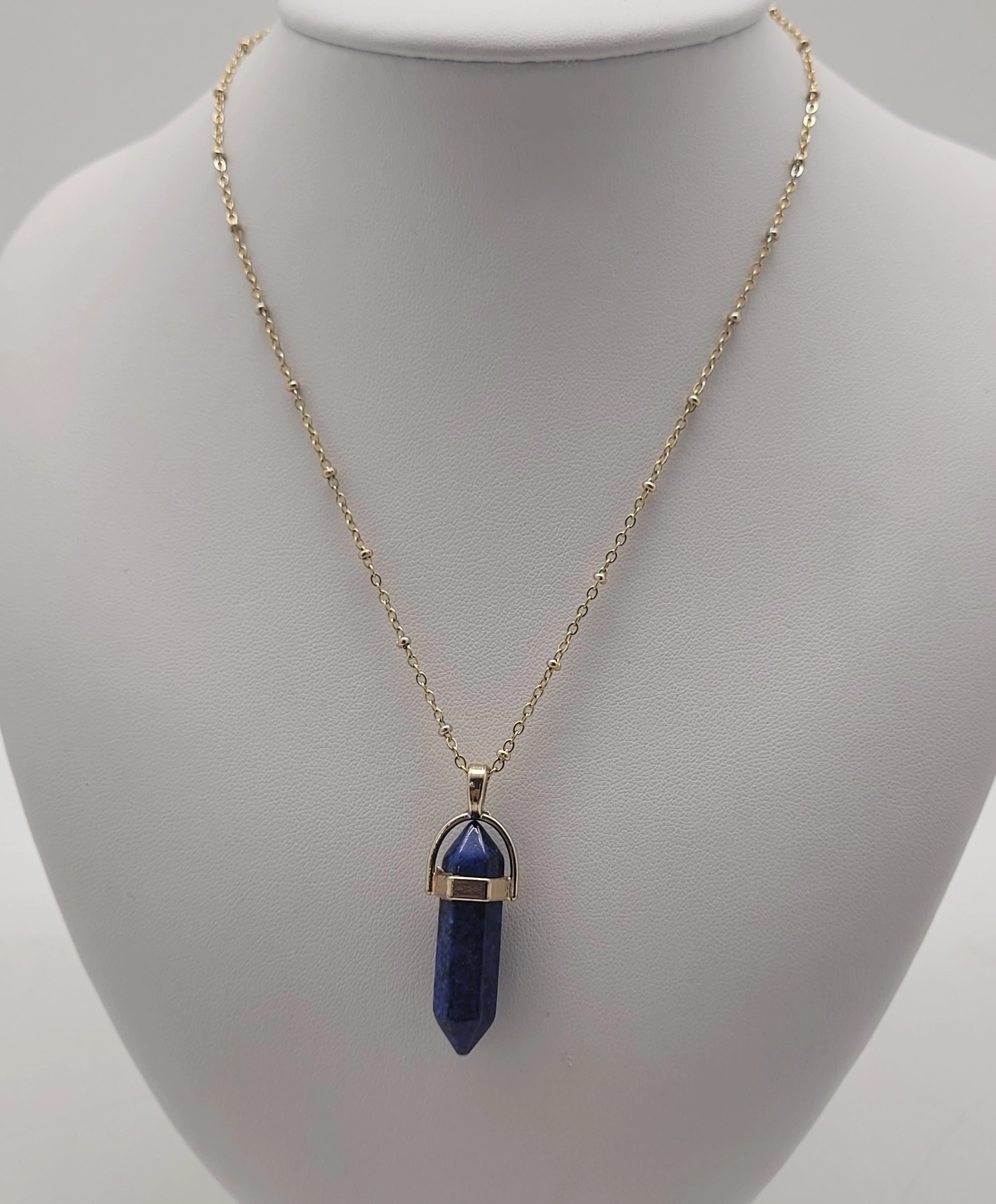 naszyjnik-z-kamieniem-stal-40-45-cm-meczennikow-8-radzionkow