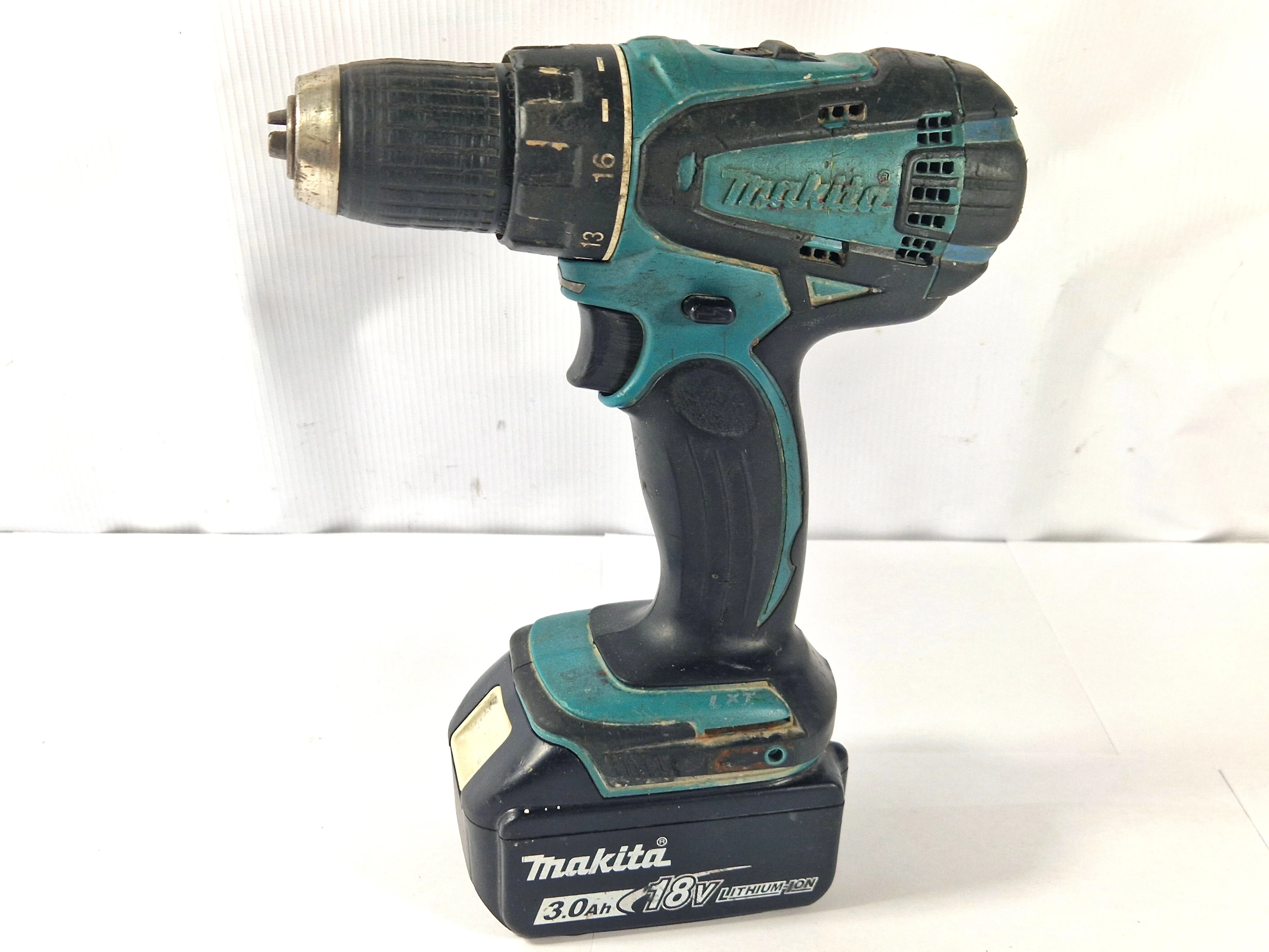 wkretarka-makita-bdf458-18-v-2aku-ladowarka-stan-uzywany