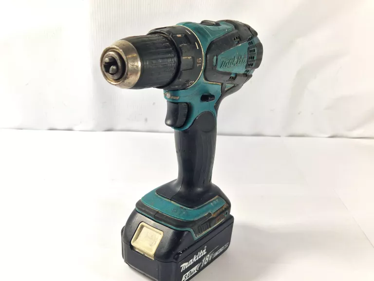 wkretarka-makita-bdf458-18-v-2aku-ladowarka-napiecie-v-18-v