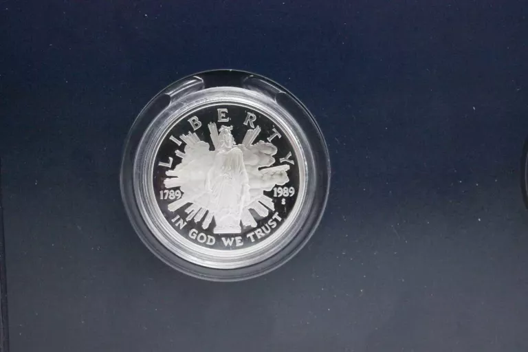 kolekcja-amerykanskie-srebrne-dolary-prusa-60-pruszkow