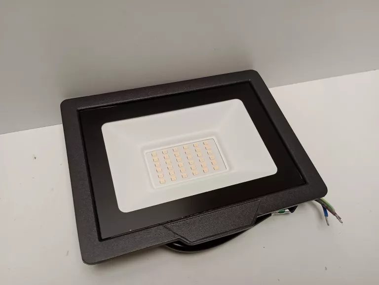 HALOGEN BIAŁY NEUTRALNY 3500 LM 50 W