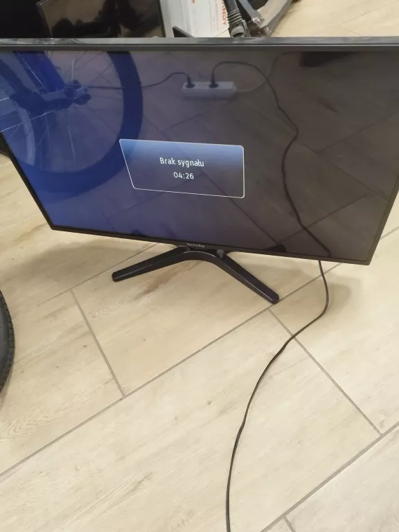 TELEWIZOR TECHNIKA 32 - SM32-240-AW15