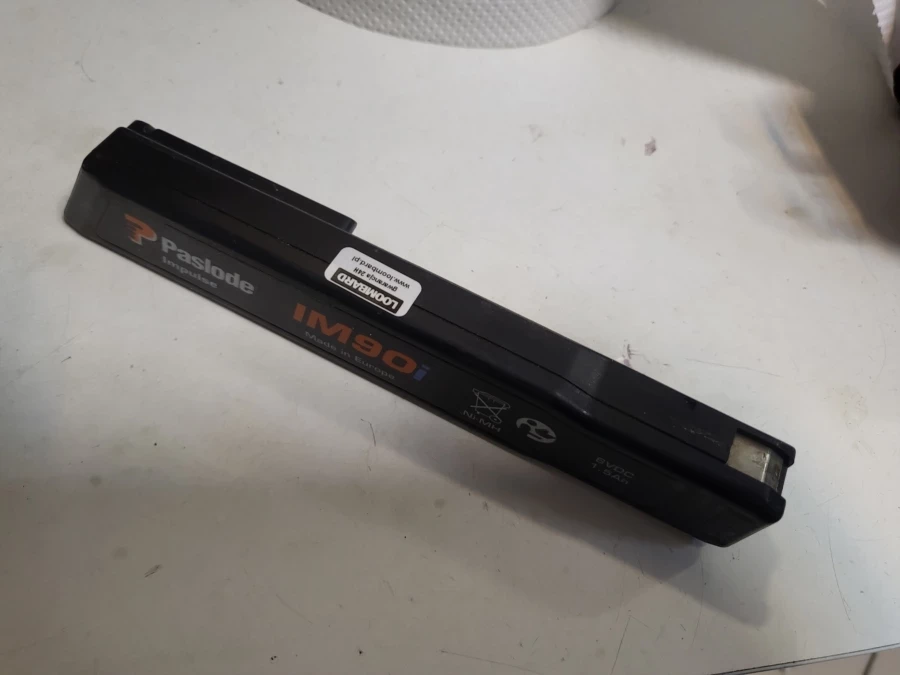 gwozdziarka-paslode-im90i-stan-uzywany