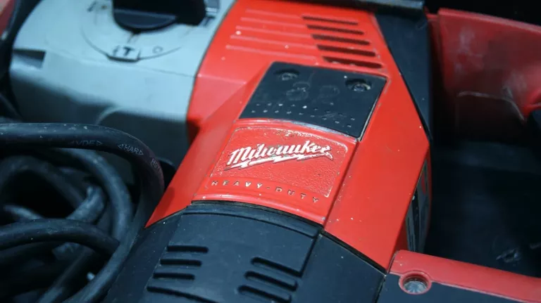 GENIALNA MŁOTOWIERTARKA MILWAUKEE PLH 32 XE