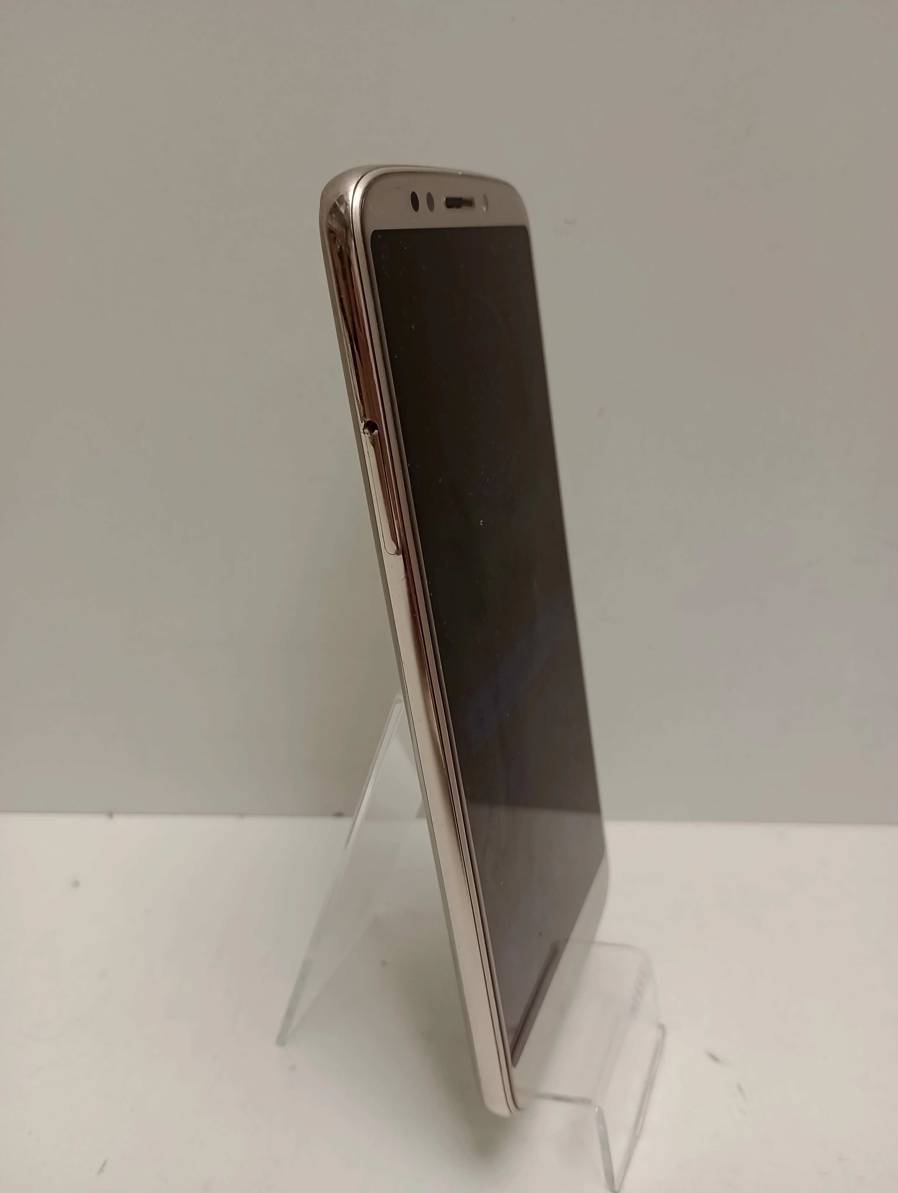 telefon-motorola-moto-e5-kod-producenta-e5