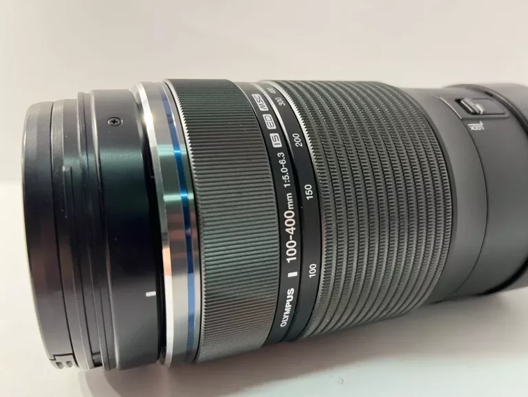 obiektyw-olympus-mzuiko-100-400-f50-63-is-typ-obiektywu-teleobiektyw