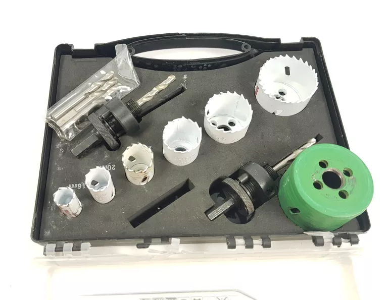 ZESTAW OTWORNIC DLA ELEKTRYKÓW (D-16944) MAKITA