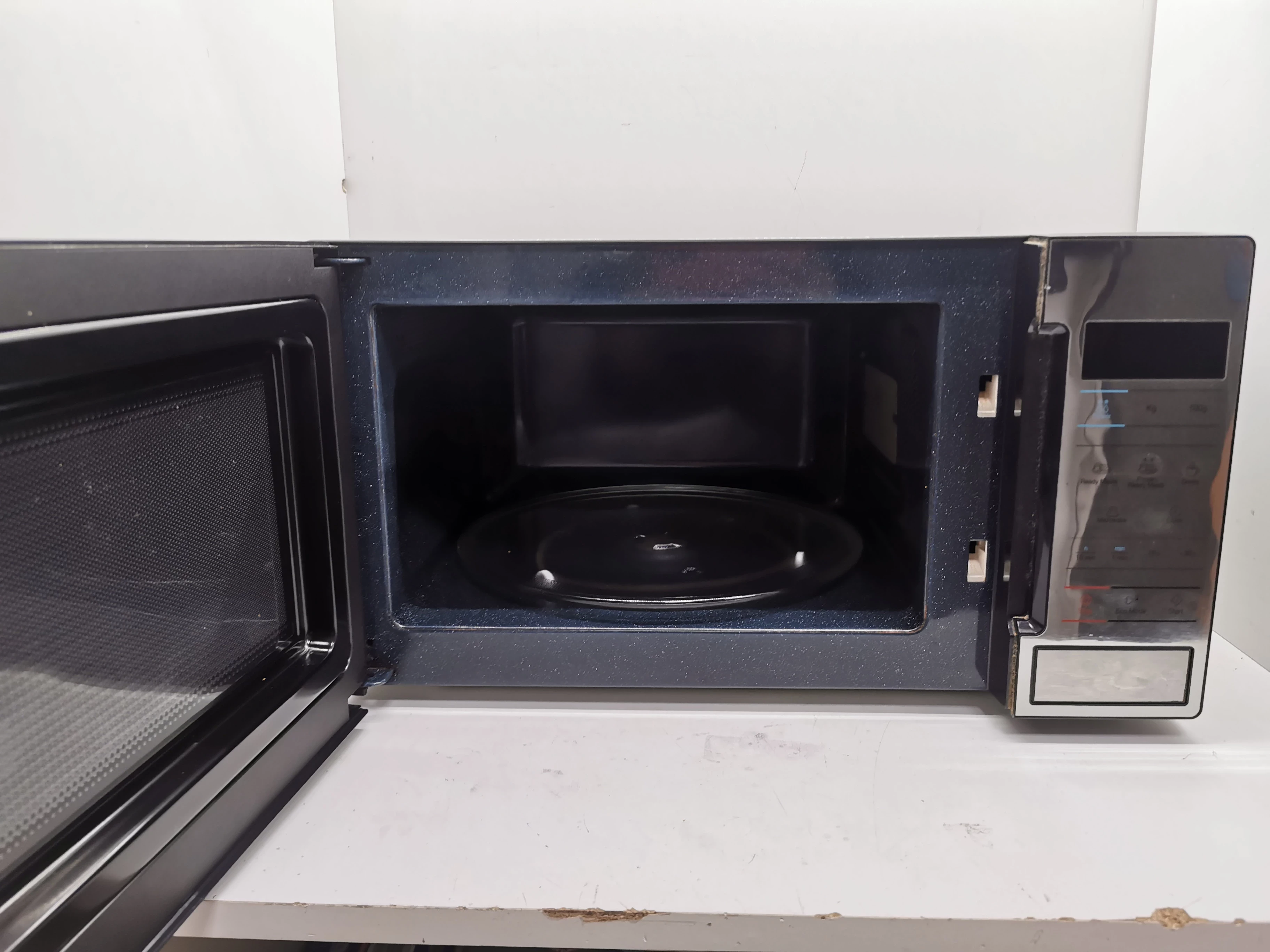 kuchenka-mikrofalowa-samsung-me83m-kolor-dominujacy-srebrnyszary