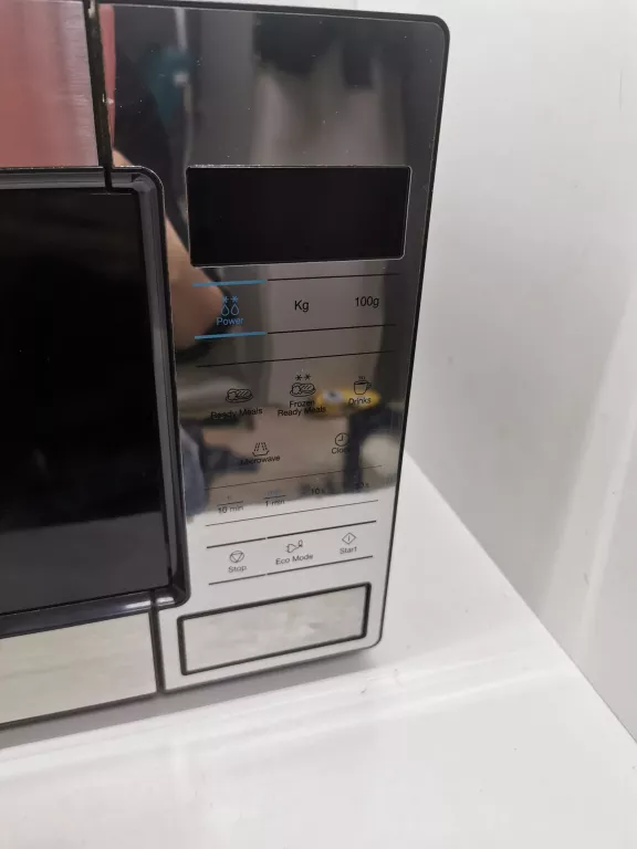 KUCHENKA MIKROFALOWA SAMSUNG ME83M
