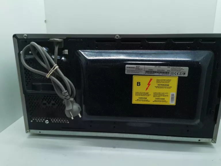 KUCHENKA MIKROFALOWA SAMSUNG ME83M