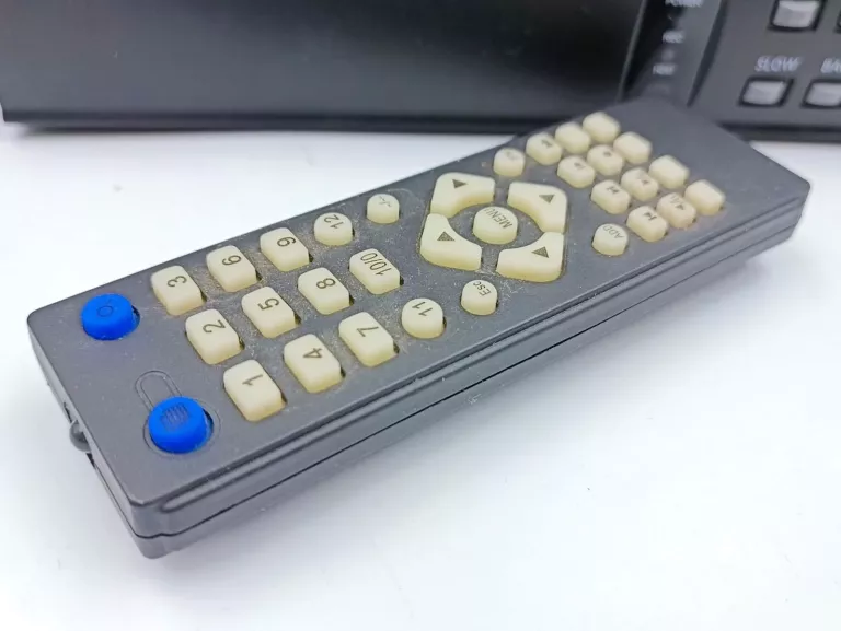 REJESTRATOR LV-HDVR0801H + KAMERY LV-AK30MT
