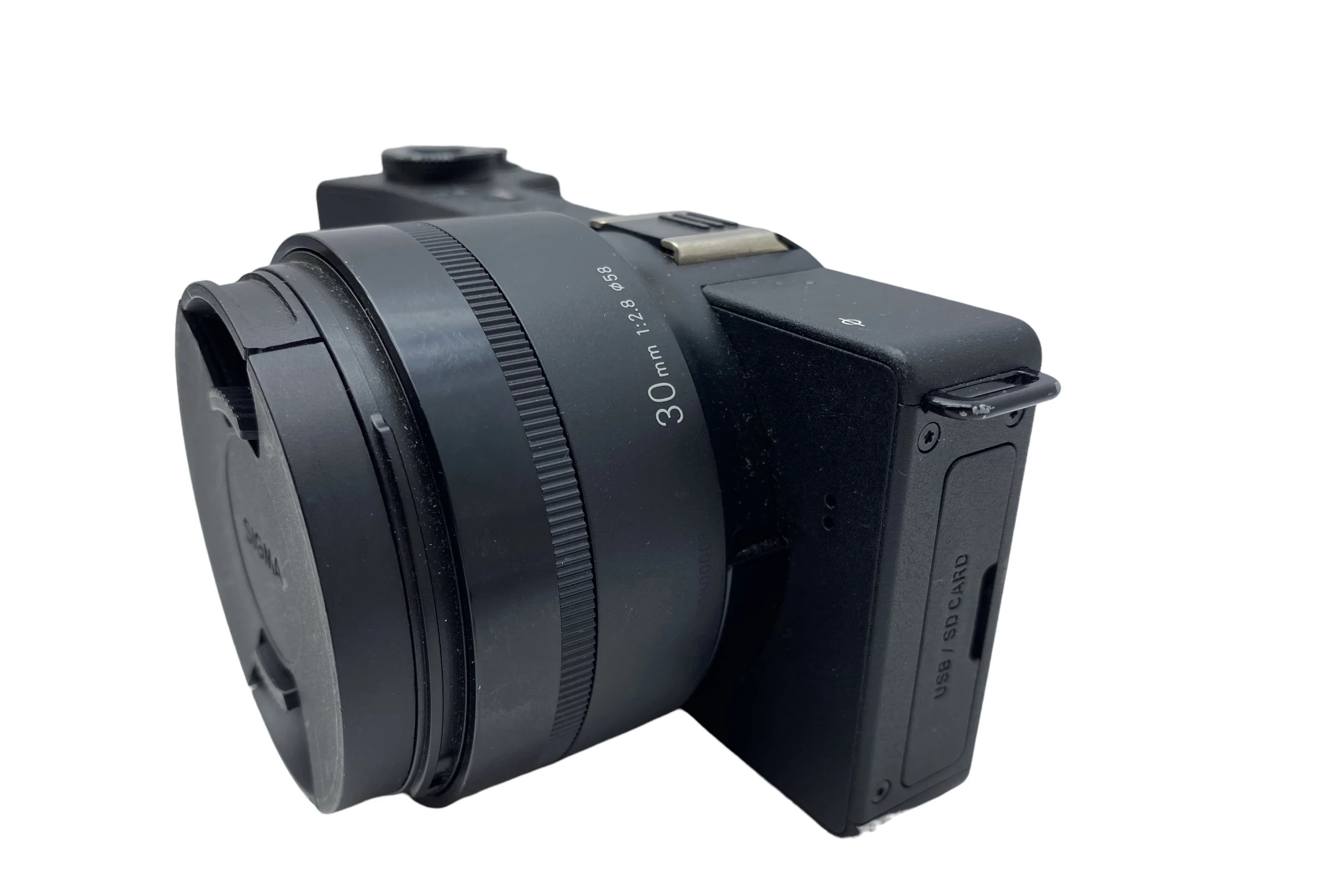 aparat-sigma-dp2-quattro-ladowarka-zoom-optyczny-0