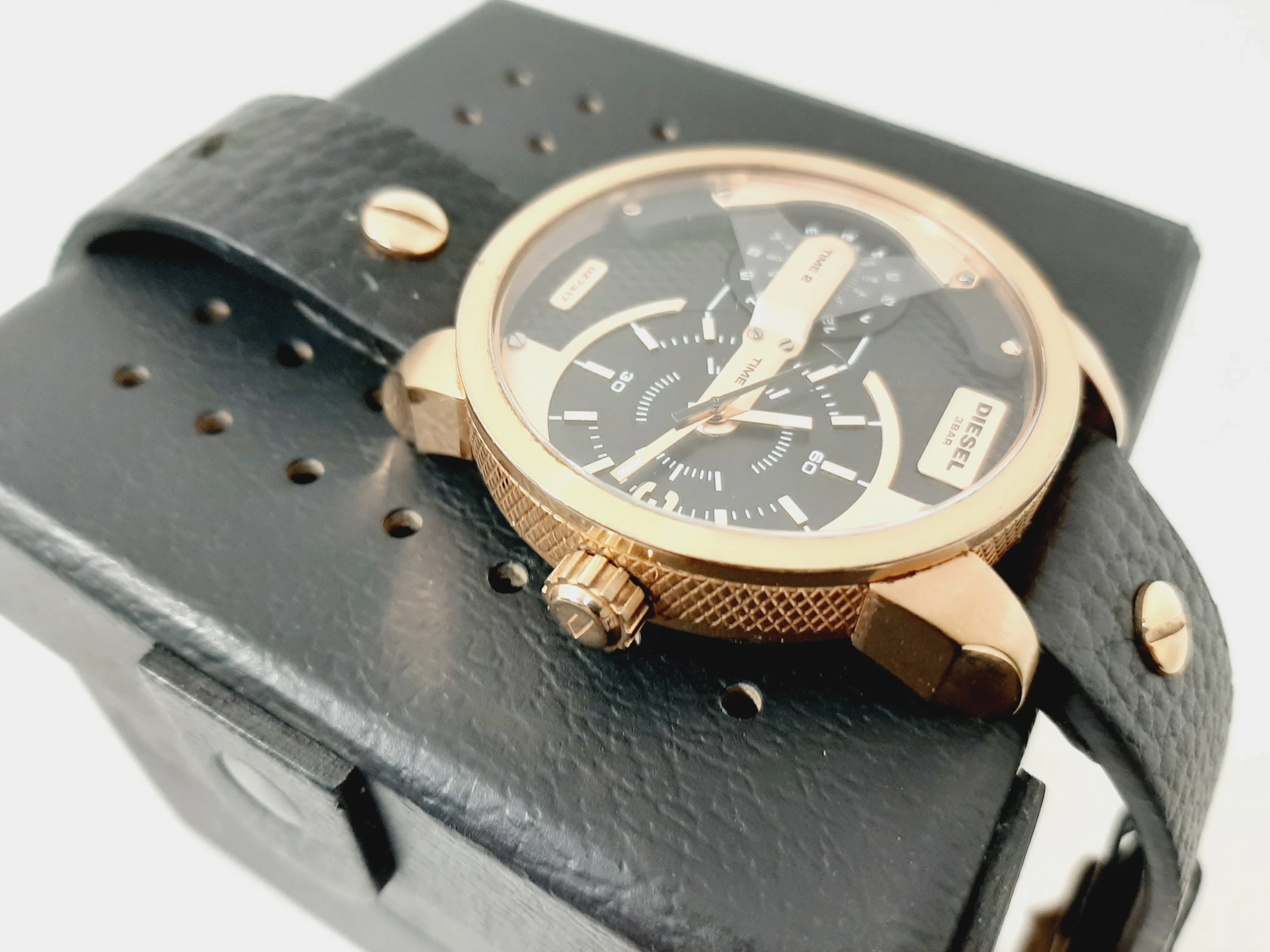 zegarek-diesel-dz7317-mechanizm-kwarcowy