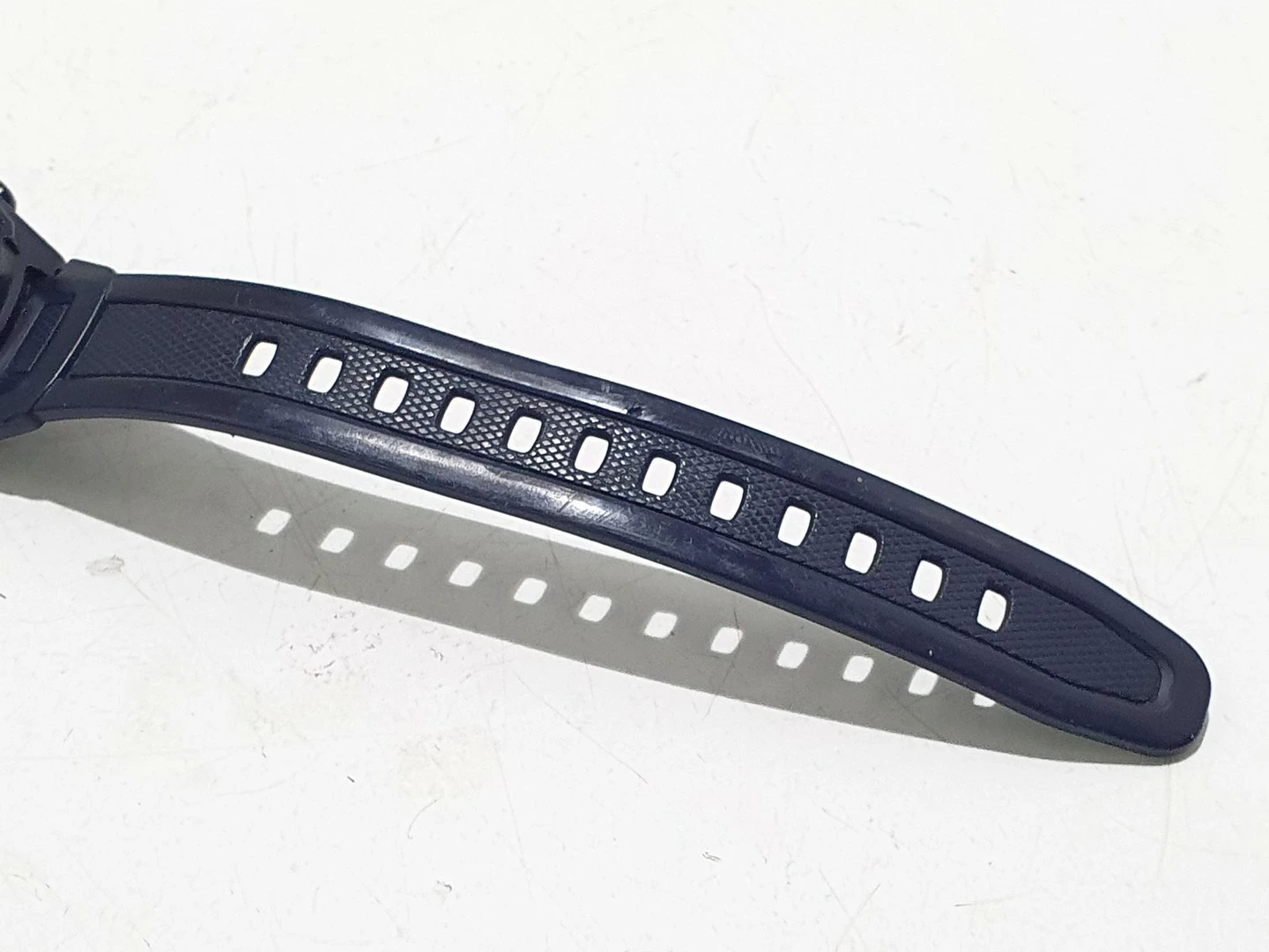 zegarek-casio-w-756-mechanizm-kwarcowy