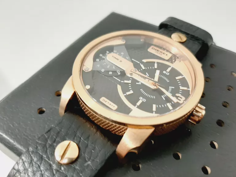 zegarek-diesel-dz7317-rodzaj-analogowo-cyfrowe